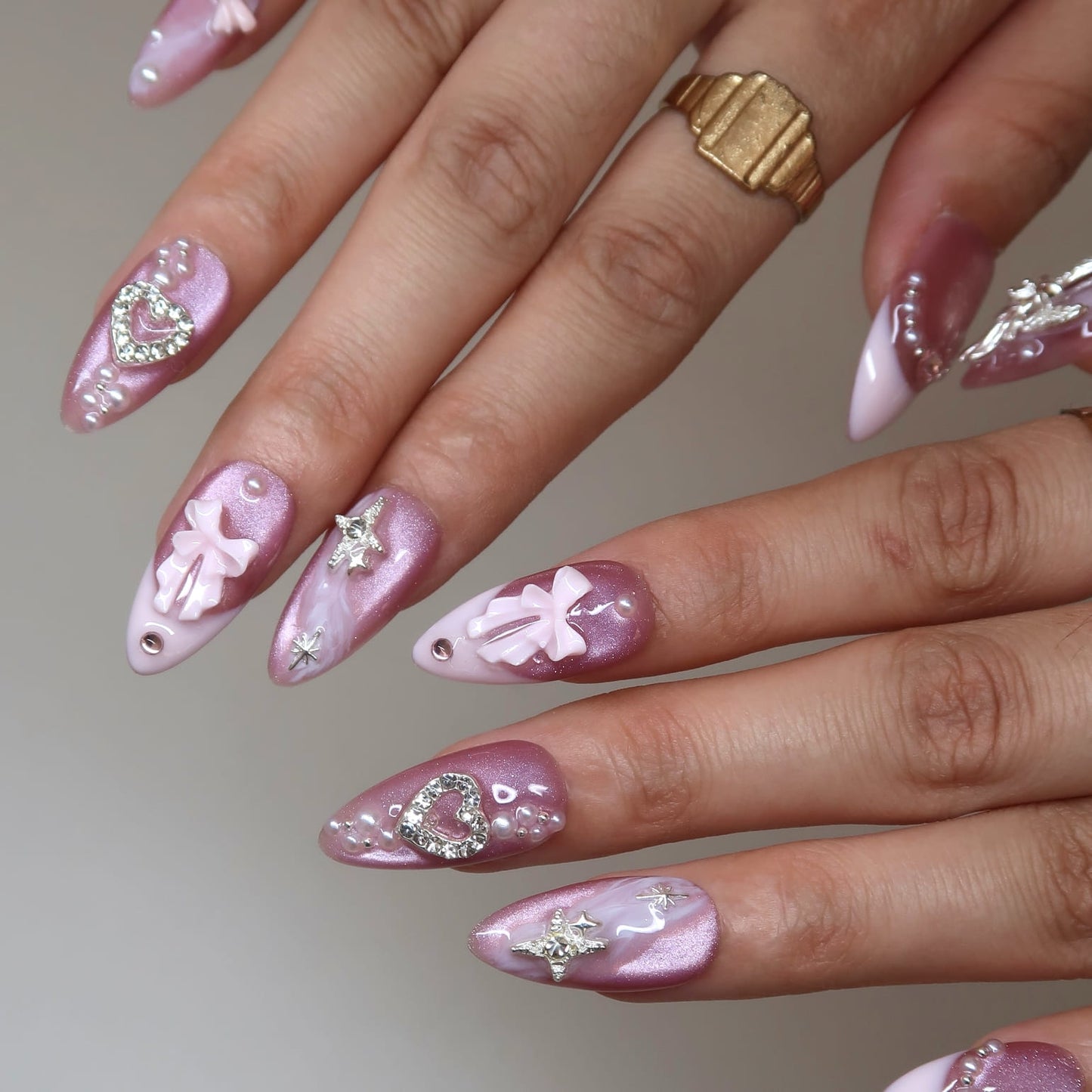 Glow Muse